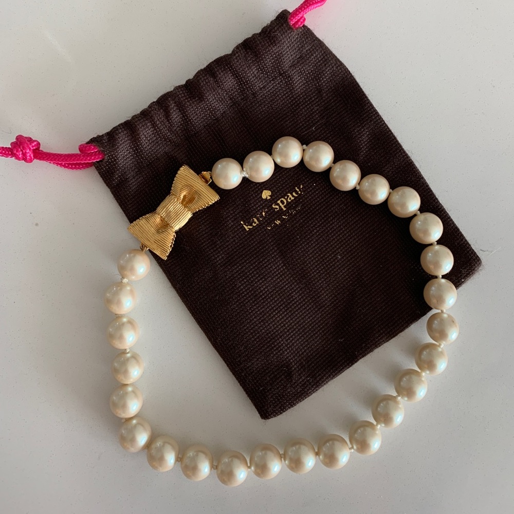 Kate Spade gold bow and pearl necklace